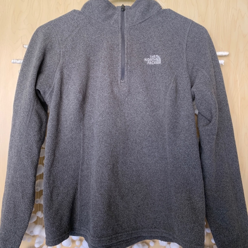 North face quarter zip